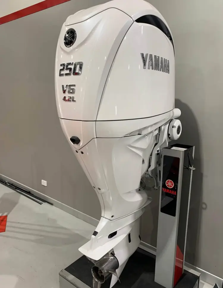 outboard_motors_global_007-20251224-0003